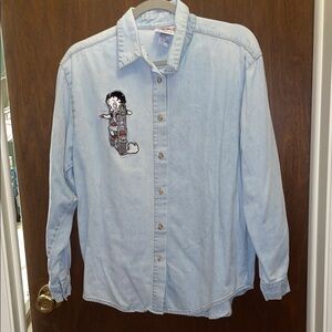 Betty Boop size M pale blue button-down lighter-weight denim shirt